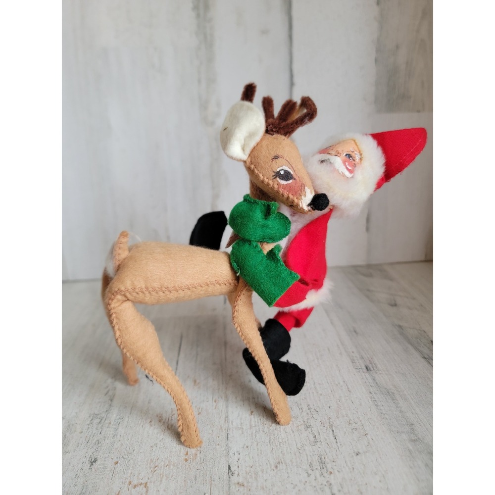 Annalee Santa Claus riding reindeer Xmas vintage plush mobility doll home